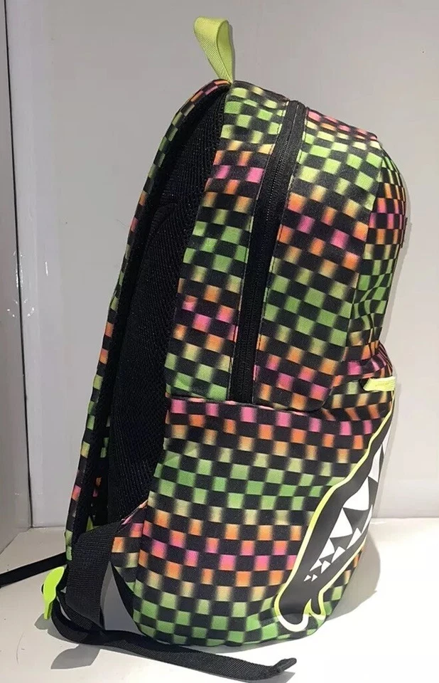 "Mochila portátil Hurley Shark Bite 18"" multicolor a cuadros acolchada" Foto 4 de 4