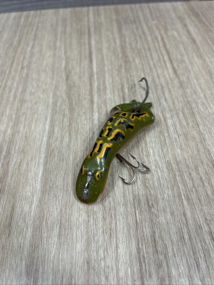 Vintage Heddon 3509B Luny Frog Lure Green Frog c 1927 Very Good
