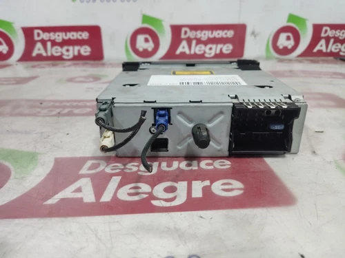 96661984XT Sistema Audio/Radio Cd para PEUGEOT 5008 Confort 2009 418930 - Imagen 3 de 9