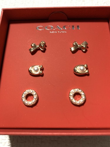 Coach Goldtone Bow Faux Pearl Stud 3pc Boxed Earrings Set NEW - Picture 1 of 5