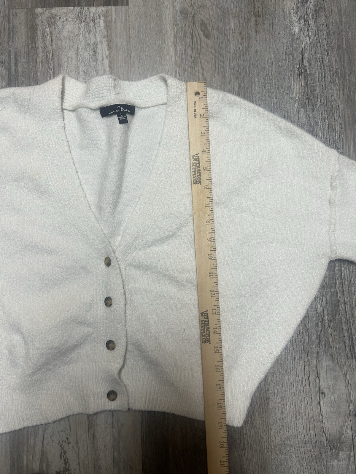 Women’s Love Tree Soft White Cardigan Size Large