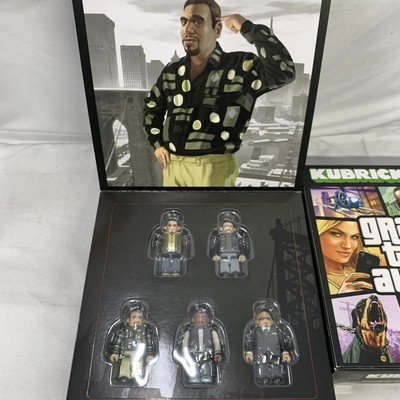 Grand Theft Auto IV GTA 4 Vice City Kubrick Figur Medicom Toy Rockstar Games