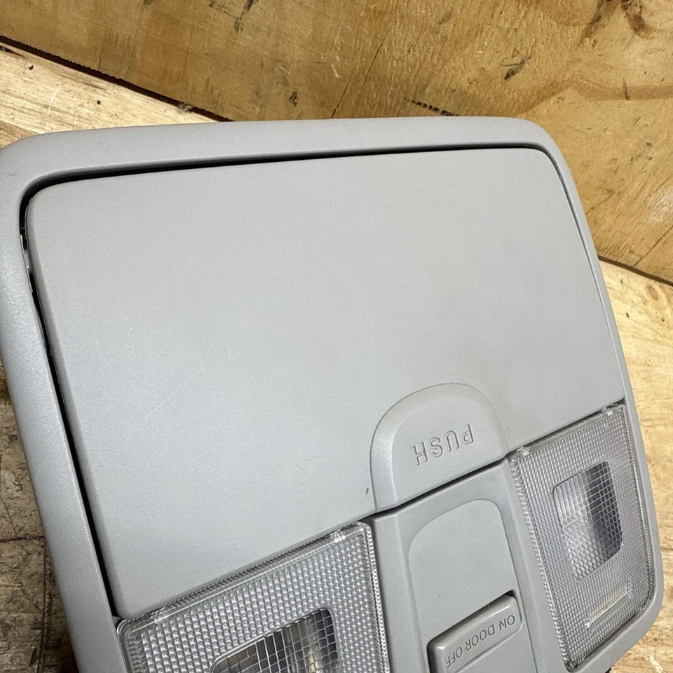 2013-2017 Hyundai Elantra GT Overhead Console Dome Map Light Lamp 92800-A50xx - Imagem 3 de 4