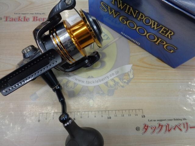 Shimano 09 Twin Power SW 6000PG Spinning Reel Used with Box Shimano 09 Twin Power SW 6000PG Spinning Reel Used with Box