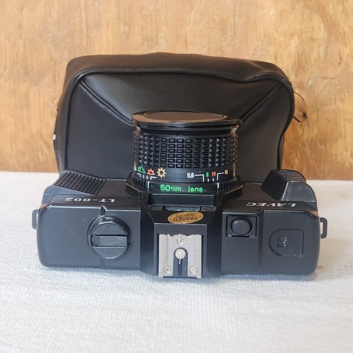Vintage Lavec LT-002 35mm Camera with Case & Cap Retro Photography - Picture 6 of 10