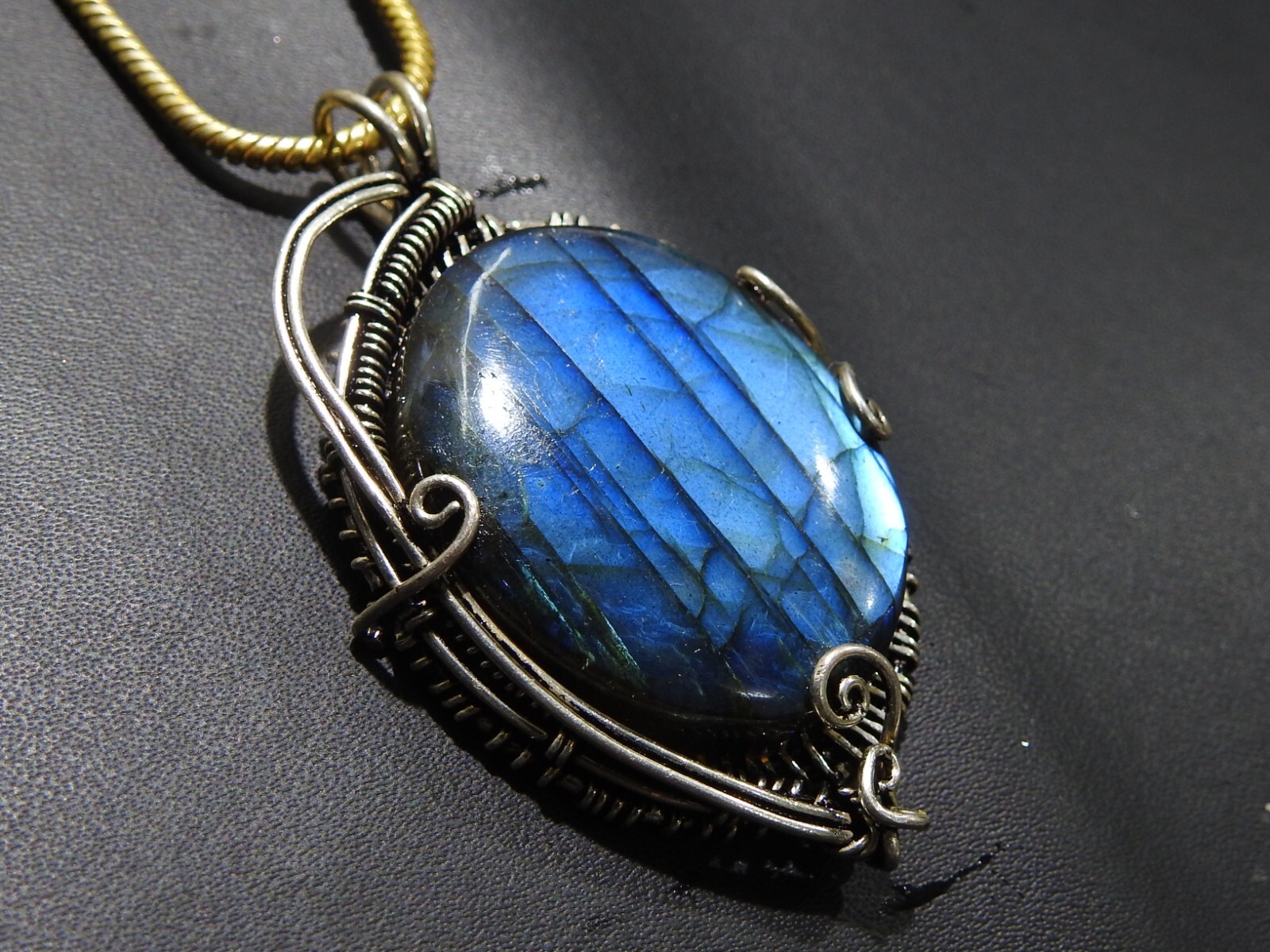 Labradorite Brass Pendant Silver Oxidised Polished Wire deigning Jewelry