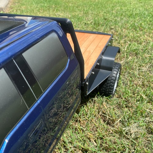 CEN Racing 1/10 RC Flatbed – Custom Bed for F450 Dually Truck (Wood/Gloss black) - Picture 10 of 10