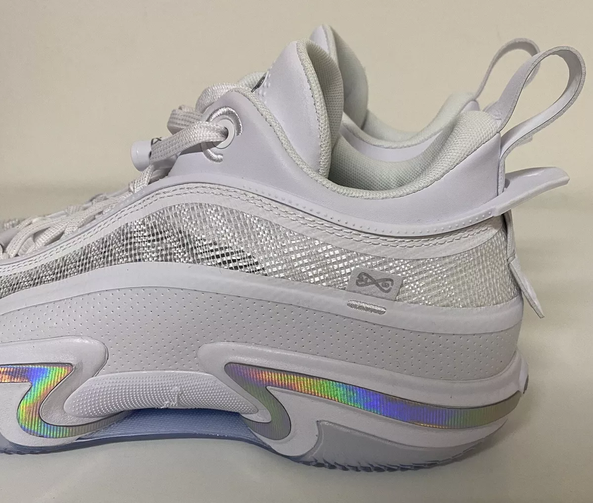 Nike silver 36 sale