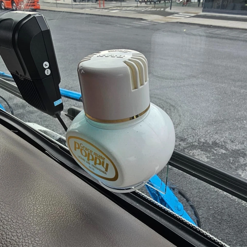 POPPY AIRFRESHENER LED BASE WINDOW HOLDERS X 2 (New slim design) - Image 2 of 4