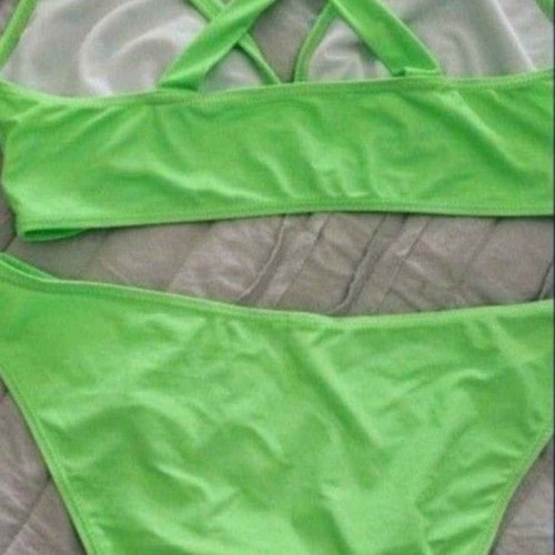 New Women's Bathing Suit - Size Medium. Very Cute Suit! Color - Lime Green - Picture 2 of 6