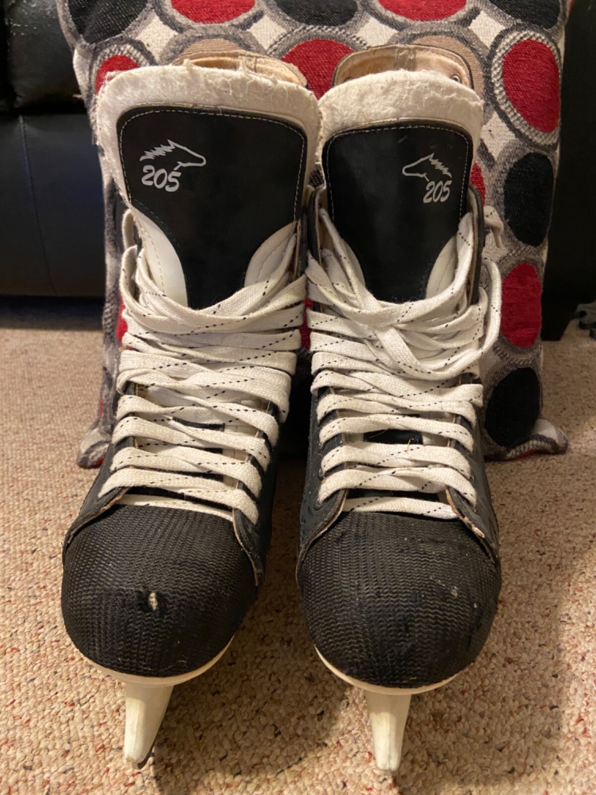 CCM MUSTANG 205 ADULT SIZE 12 HOCKEY SKATES eBay
