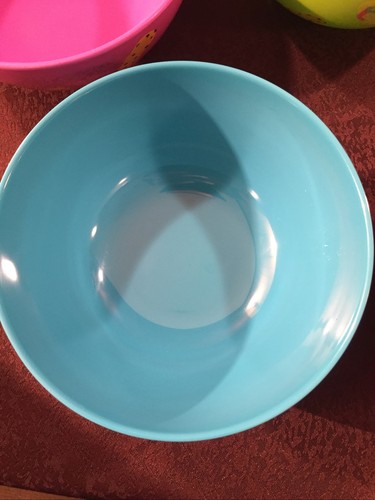 Melamine Ice Cream Bowls Set of 4 Birthday Party And Summertime Fun - Picture 10 of 12
