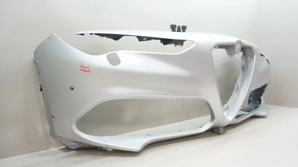 2018-2022 阿尔法·罗密欧 Stelvio 前保险杠盖面板 原始设备制造商 50549458 — 第 3/4 张图片