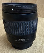 Objectif Nikon AF-P DX 18-55mm f/3.5-5.6G VR + Filtre UV 58mm – Monture F