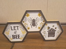 V BUMBLE BEE wooden decoration LET IT BEE Sign