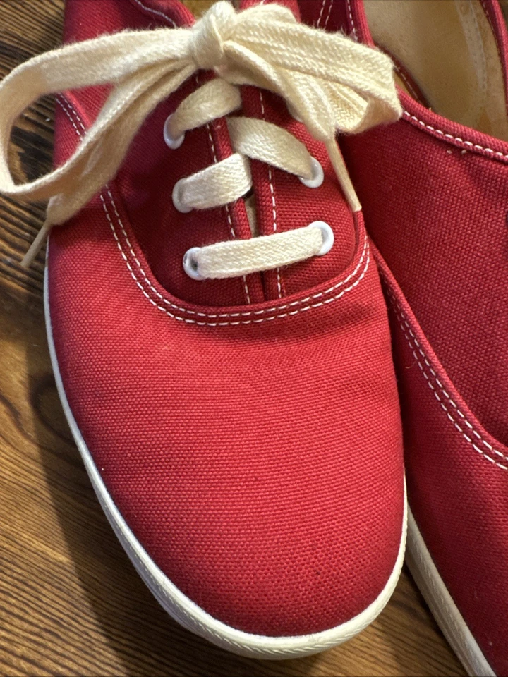 De Colección KEDS Rojo Talla 8.5 Para Mujer Tenis Con Cordones Parte Superior Baja Zapatos de Lona Hechos en EE. UU. Foto 2 de 4