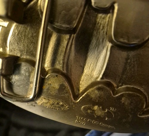 Batman DC™ The Dark Knight Deluxe Costume EXTRA~ GLOVES & BUCKLE NO BELT - Picture 7 of 10