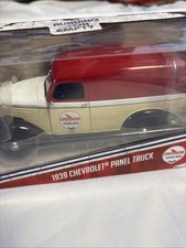 Greenlight Chevrolet Panel Truck Van Chevron 1939 1:24 85081