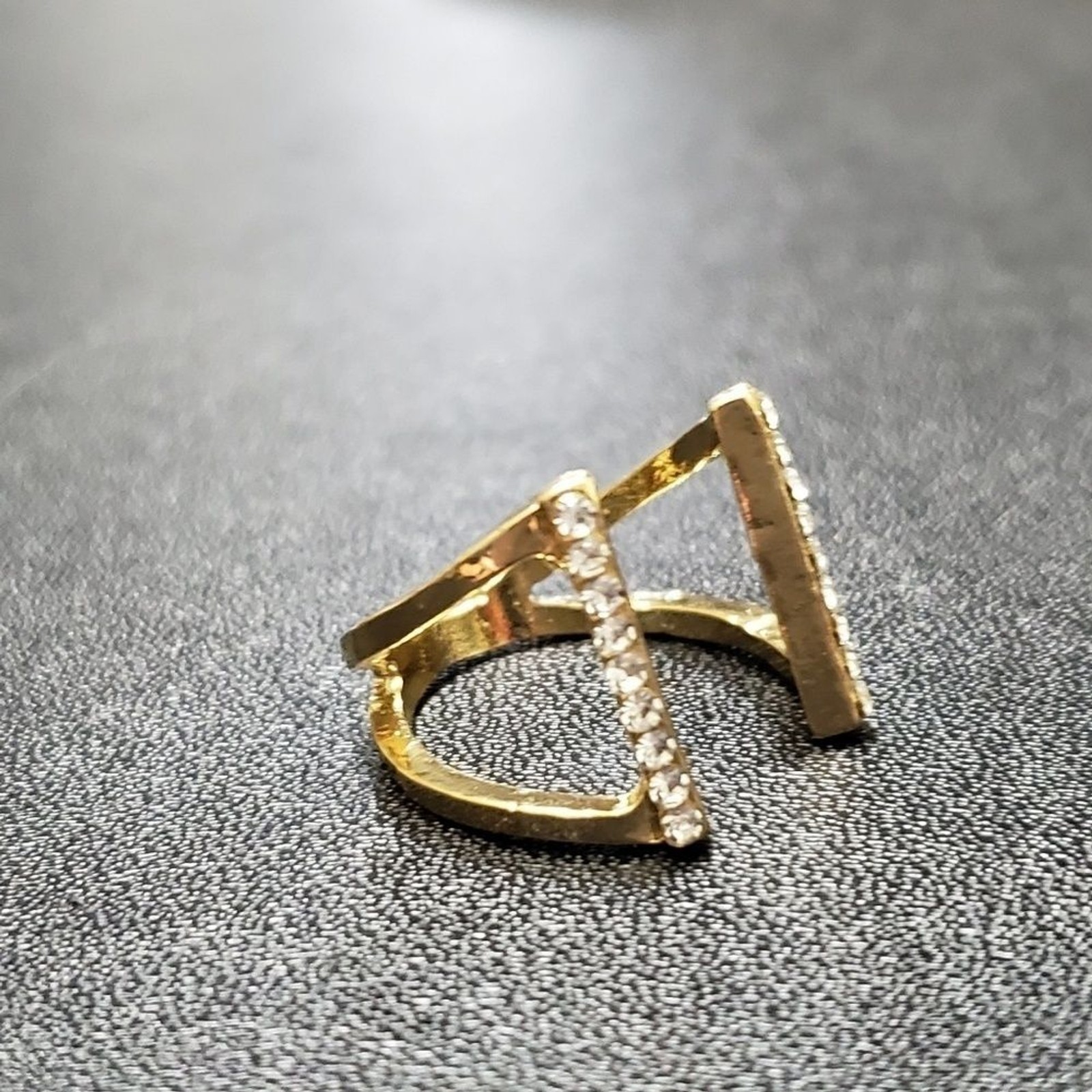 Gold tone adjustable rhinestone ring - image 3