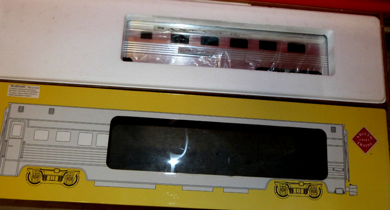 G Scale Aristocraft Santa Fe Aluminum "Fred Harvey" Diner ART32505
