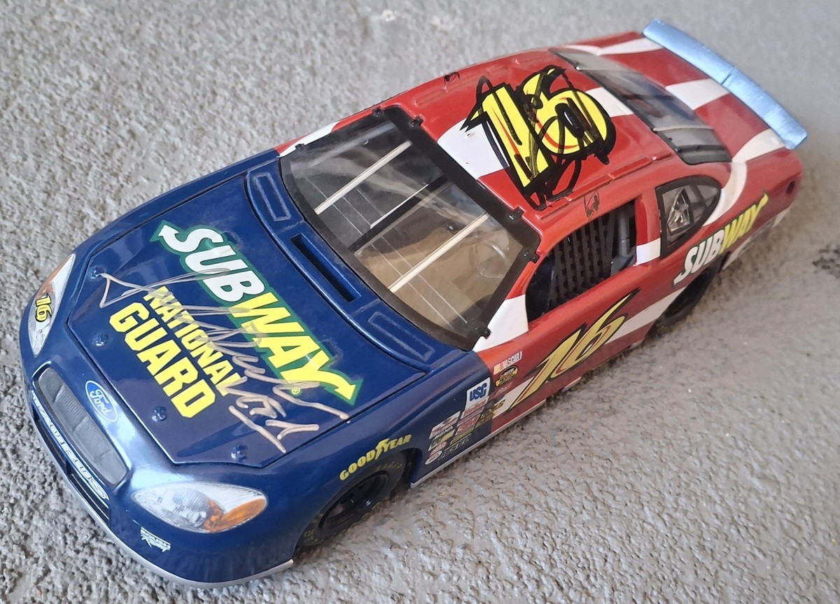 Greg BIFFLE Jack ROUSH Signed 2004 1:24 DIECAST Car National Guard