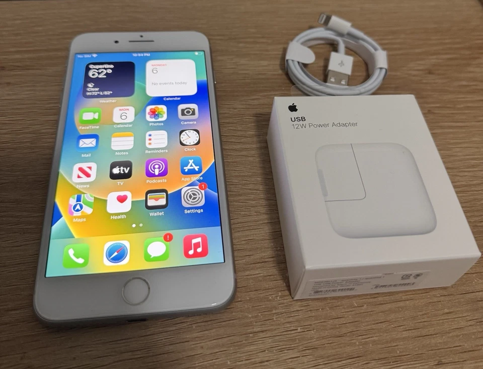 Apple iPhone 8 Plus - 64 GB - Silver (Unlocked) - 100% BATTERY