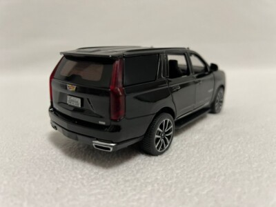 1:32 Cadillac Escalade SUV Diecast Model Car Toy Collection Light Toy Kids 01