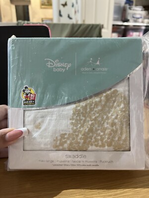 Disney Baby Aden und Anais Mickey Mouse 90. Swaddle Decke Überwurf 120x120 Neu in OVP