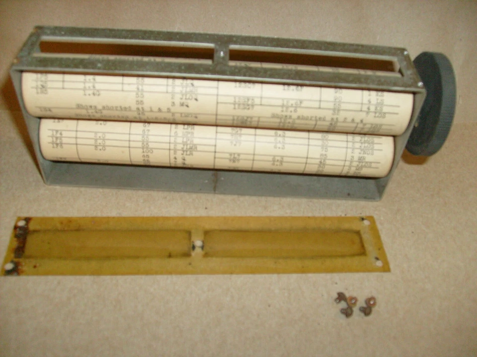 Probador de tubos Jackson vintage modelo 636 - TABLA ORIGINAL DE TUBOS ENROLLABLES Foto 4 de 4