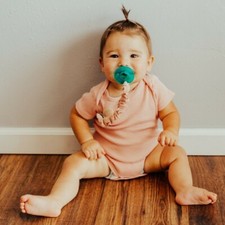 Baby Pacifier Clip, Scrunch - Style Binky Clip, Pacifier Holders - 4 colors 