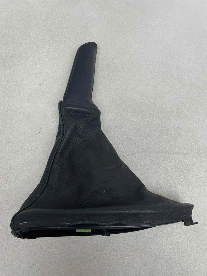 Cubierta de maletero de freno con mango de cuero negro para BMW 650I 2006-2010 Foto 2 de 4