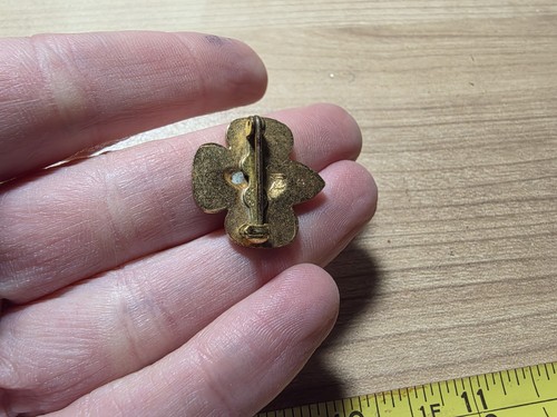 Vintage Girl Scouts Metal Pin - Picture 5 of 7