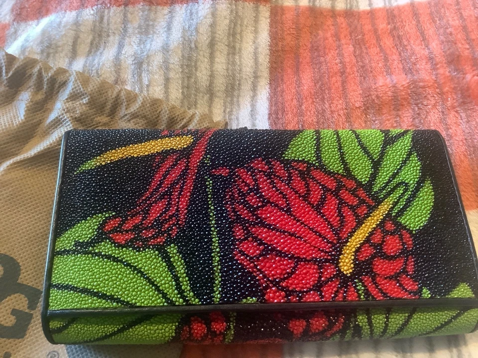 Cartera Floral Stingray -NUEVA Foto 2 de 4