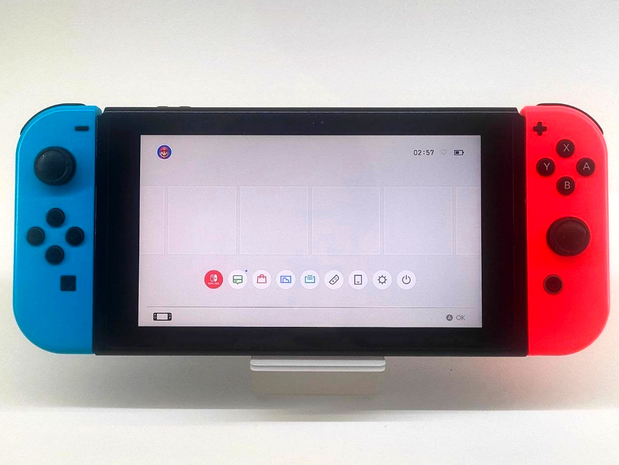 Consola Nintendo Switch con Joycon ORIGINALES - ¡con PRUEBA DE VIDEO!