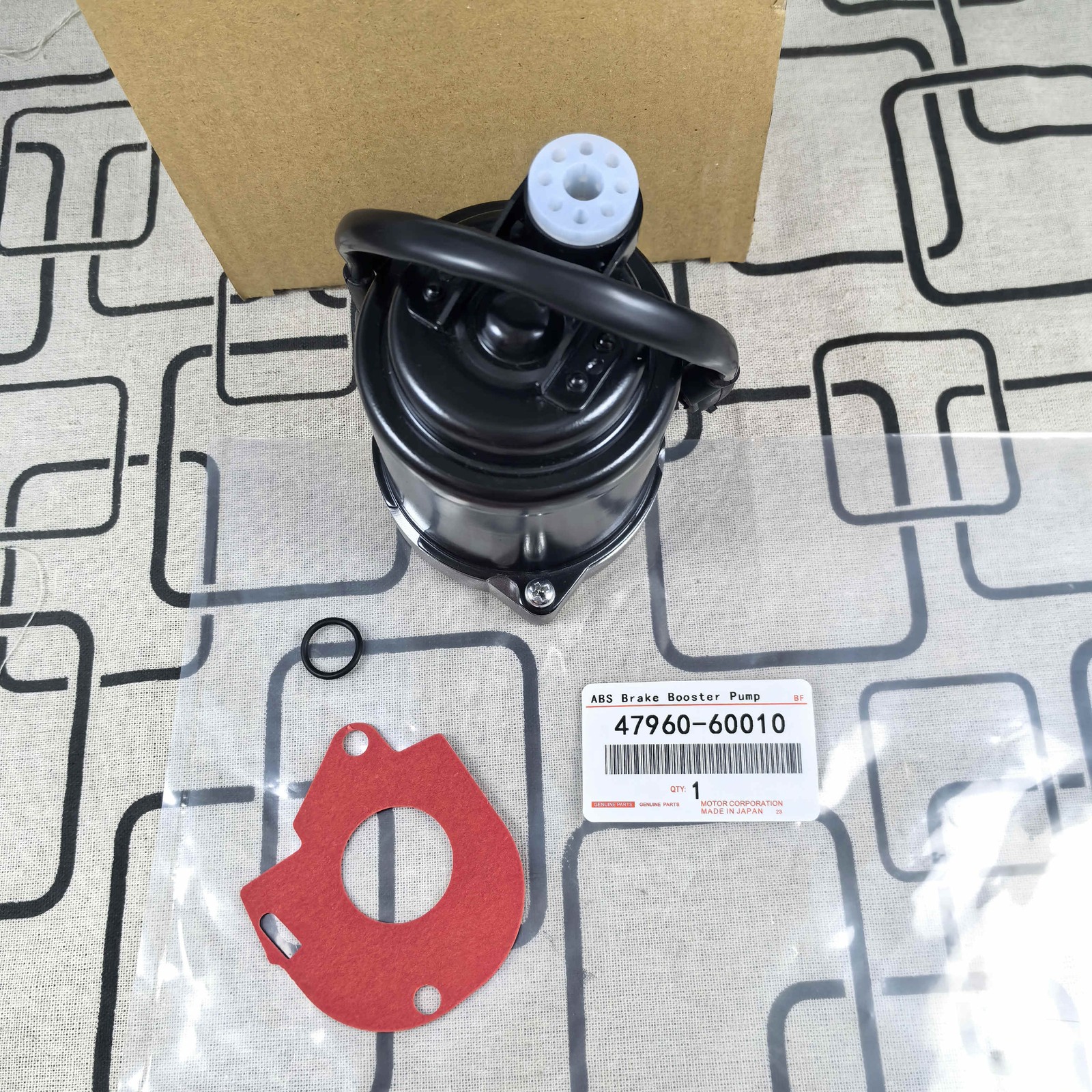 OEM ABS Brake Booster Pump Motor For 03-04 4RUNNER LEXUS LX470 4796060010