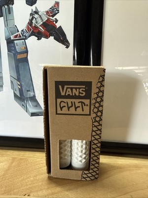 Cult x Vans Flangeless Grips - White A01VNW