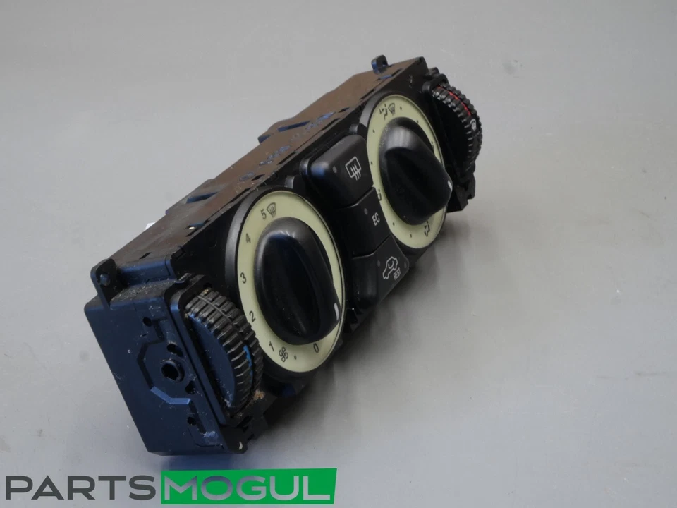 01-04 Mercedes R170 SLK320 SLK32 AMG AC A/C Calentador Climatizador Interruptor Fabricante de Equipo Original Foto 3 de 4