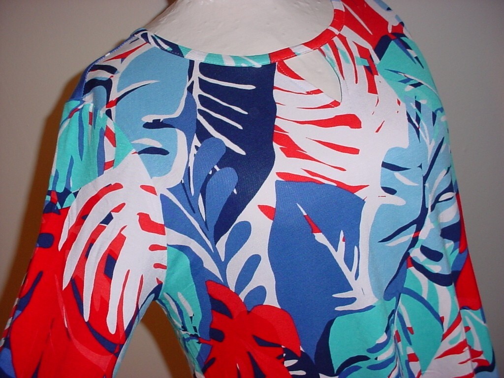 Ruby Rd Top Size Medium Splashy Tropical Pattern 3/4 Sleeve Stretch