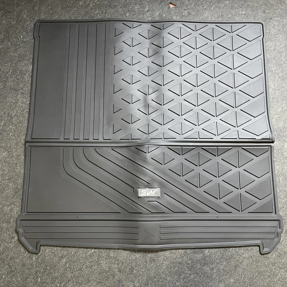 3W 4-Piece Floor Mats & Cargo Liner Black, for 2022-2025 BMW iX - Image 3 of 4