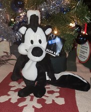       VINTAGE 1998 WARNER BROS "PEPE" SKUNK PLUSH TOY NWT FREE SHIPPING      