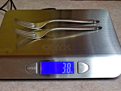 WALLACE STERLING / 2 FORKS / FOR SCRAP ONLY / 27628_2zf