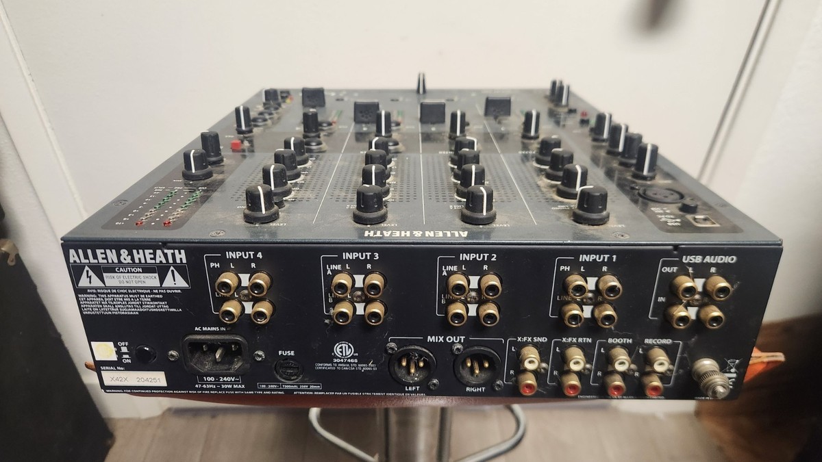 Allen & Heath Xone:42 DJミキサー ALLEN&HEATH/DJミキサー/XONE:42 -DJ機材アナログレコード専門店