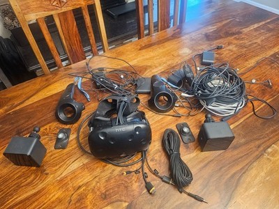 HTC Vive Virtual Reality Headset System - Black (99HALN062-00)