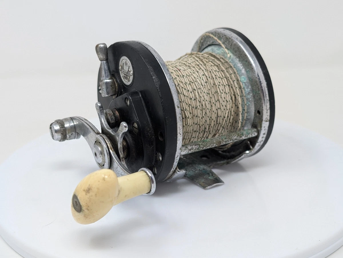 Moulinet De Pêche Vintage Ocean City Mfg Co. - Modèle Bay City Bait Cast - Collection