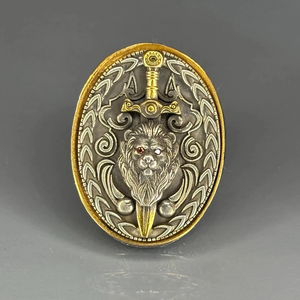 925 Sterling Silver Jewelry Lion & Sword Ring: Ruby Stone Eyes, Bronze Detail - Image 4 of 4