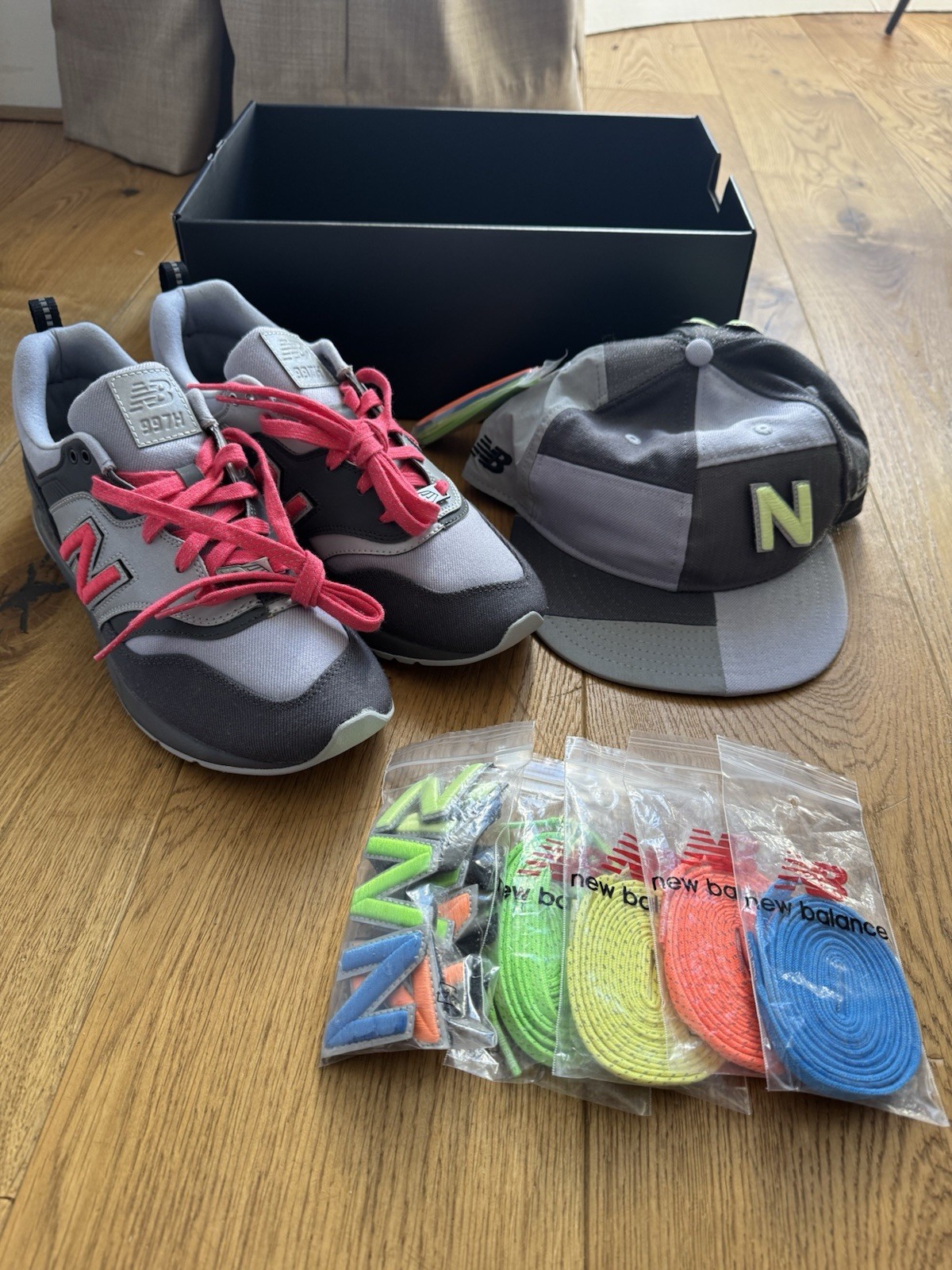 New Balance x New Era 997 Trainer + 9FIFTY Cap Set Men's UK9 CM997HNE Brand New
