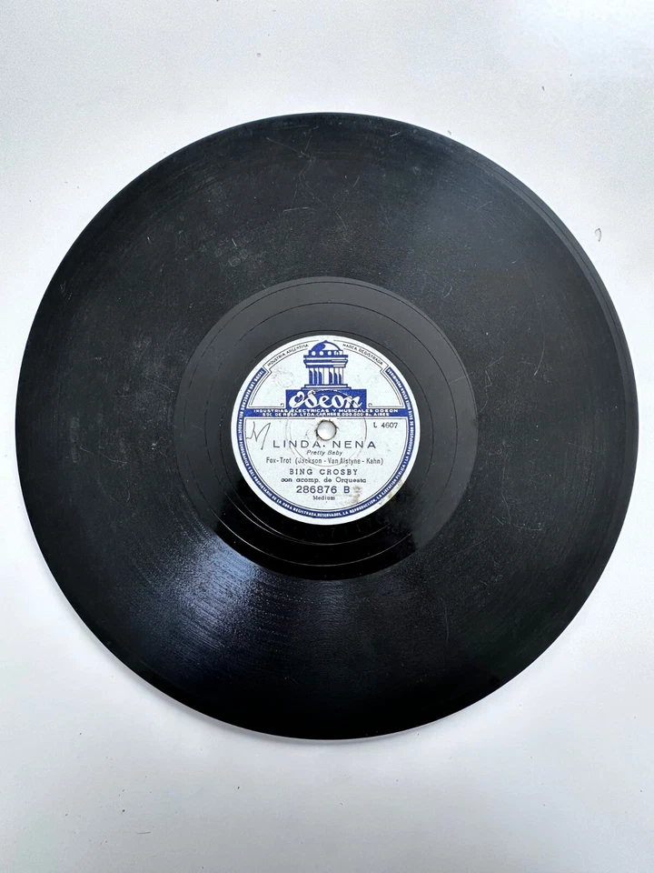 Bing Crosby - Jinetes en el Cielo - Linda Nena - RARE 78 RPM ARGENTINA Foto 2 de 2
