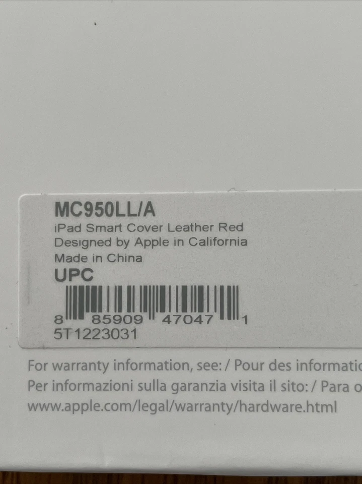 APPLE - iPad Case 9 X 7" Magnetic Cover Smart Auto Sleep - RED - MC950LL/A, New - Image 3 of 4