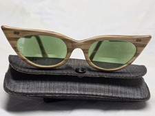 Occhiali da vista vintage Victory Cateye montatura venatura del legno lunghezza braccio 5 1/2 USA