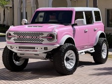 2025 Ford Bronco Pearl Pink Outer Banks Retro Hard Top Custom Lifte